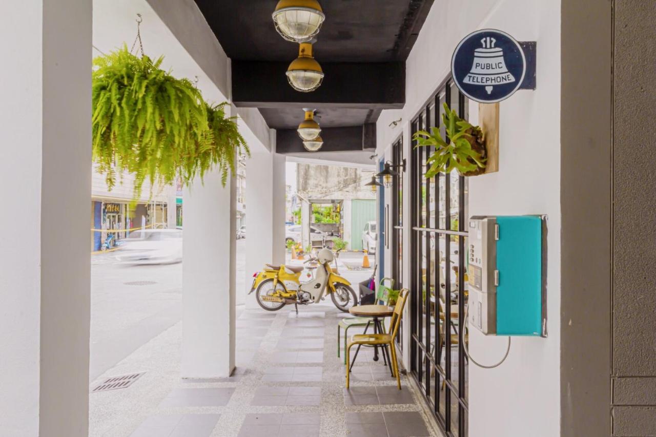 仁愛小公館-市區近東大門 Hualien Buitenkant foto