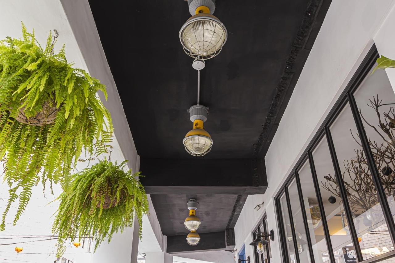 仁愛小公館-市區近東大門 Hualien Buitenkant foto